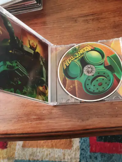 CD Helloween Straight Out of Hell - miniatura 2