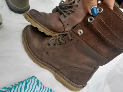 Botas - miniatura 1