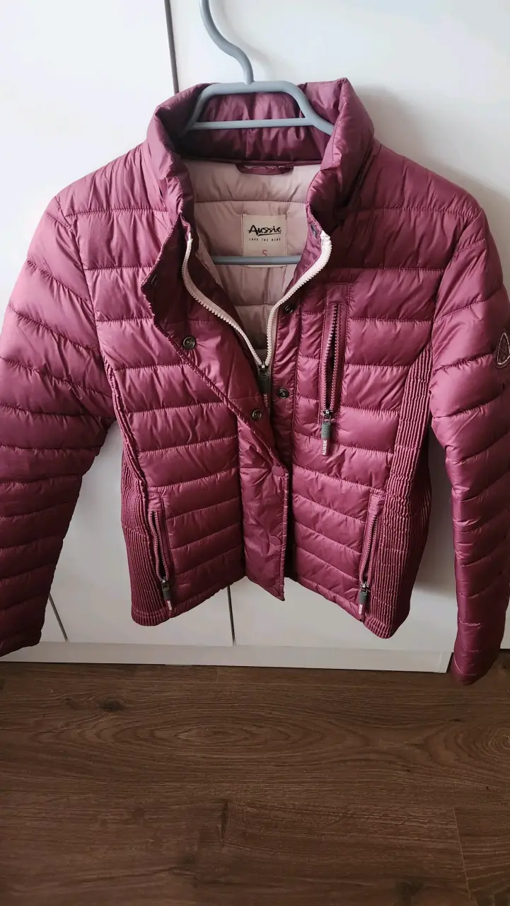 Chaqueta acolchada burdeos
