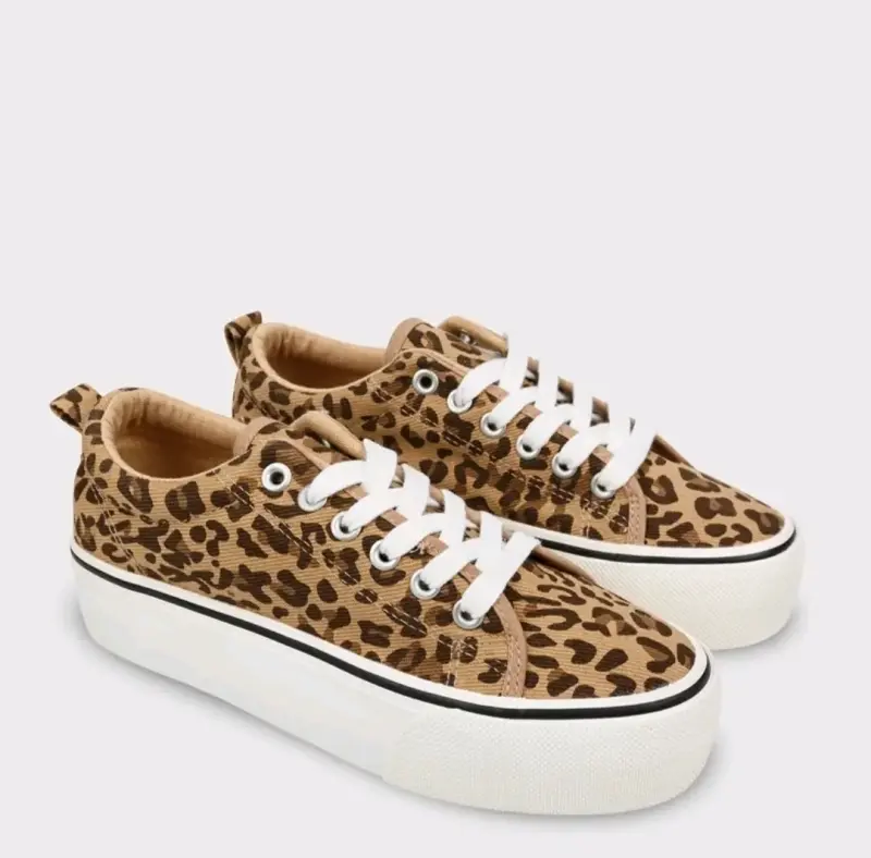 Zapatillas animal print con plataforma - 1