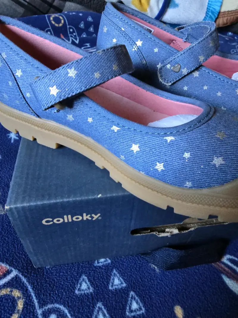 Zapatos de niña azul con estrellas - 2