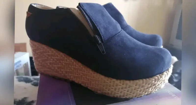 Zapatos plataforma azules panchitas