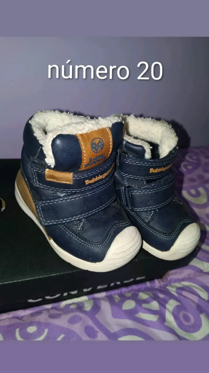 Botines niño azul forrados