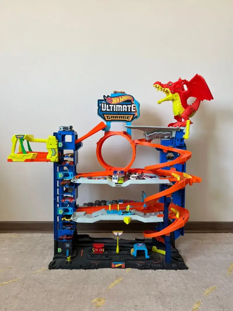 Hot Wheels Ultimate Garage