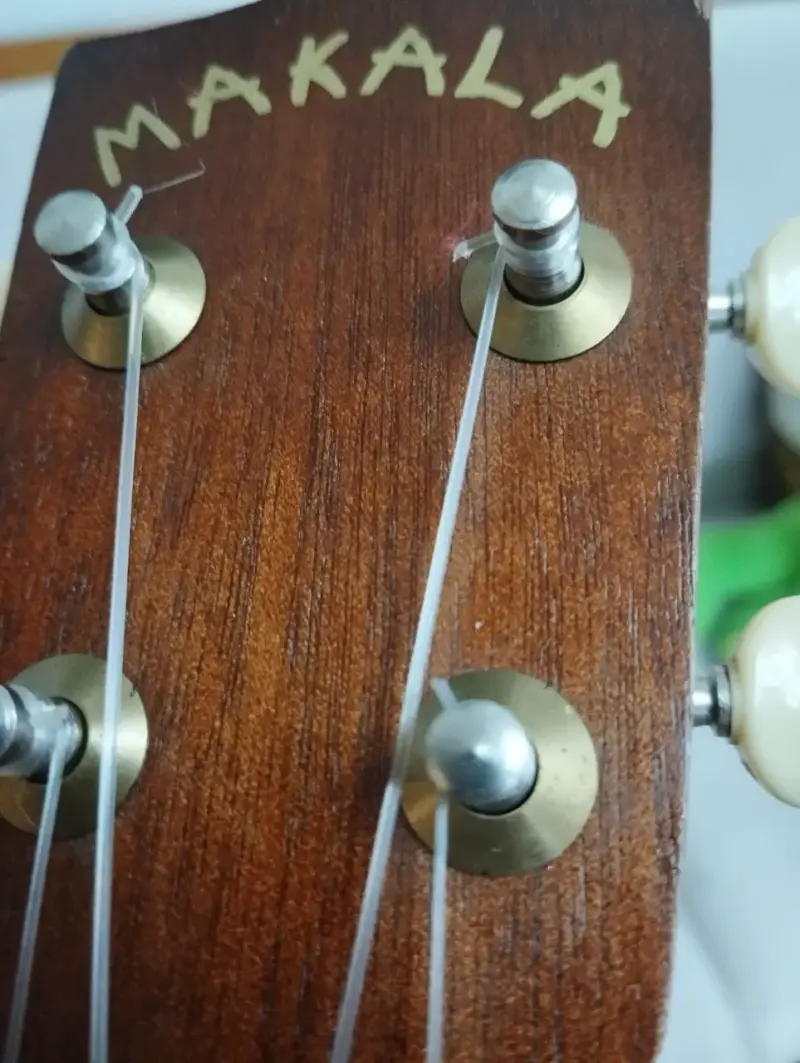 Ukelele Mk-se Electroacústico Soprano + Funda - 3