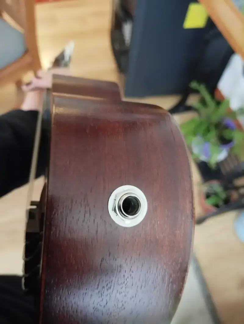 Ukelele Mk-se Electroacústico Soprano + Funda - 5