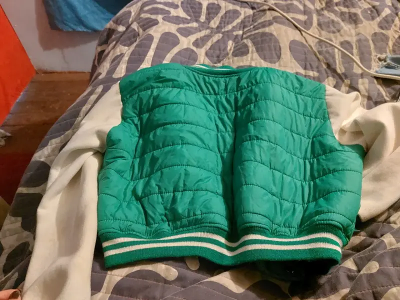 Chaqueta varsity verde R - 4