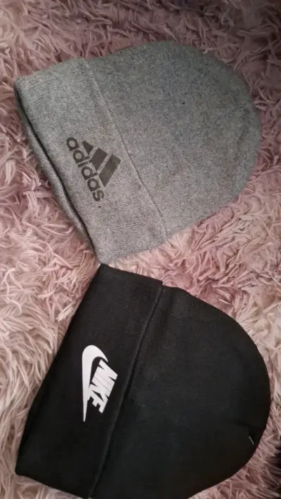 Gorros Adidas y Puma - miniatura 5