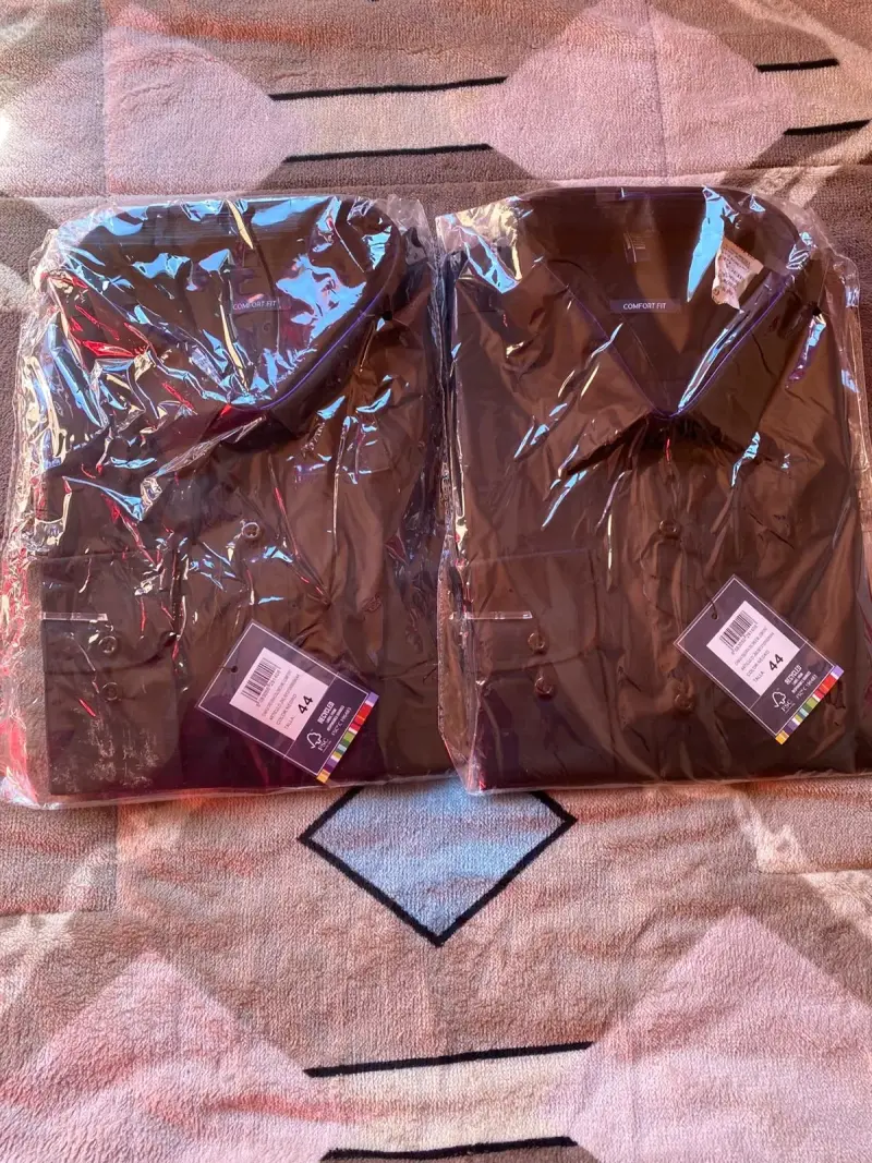 Camisas negras nuevas talla 44