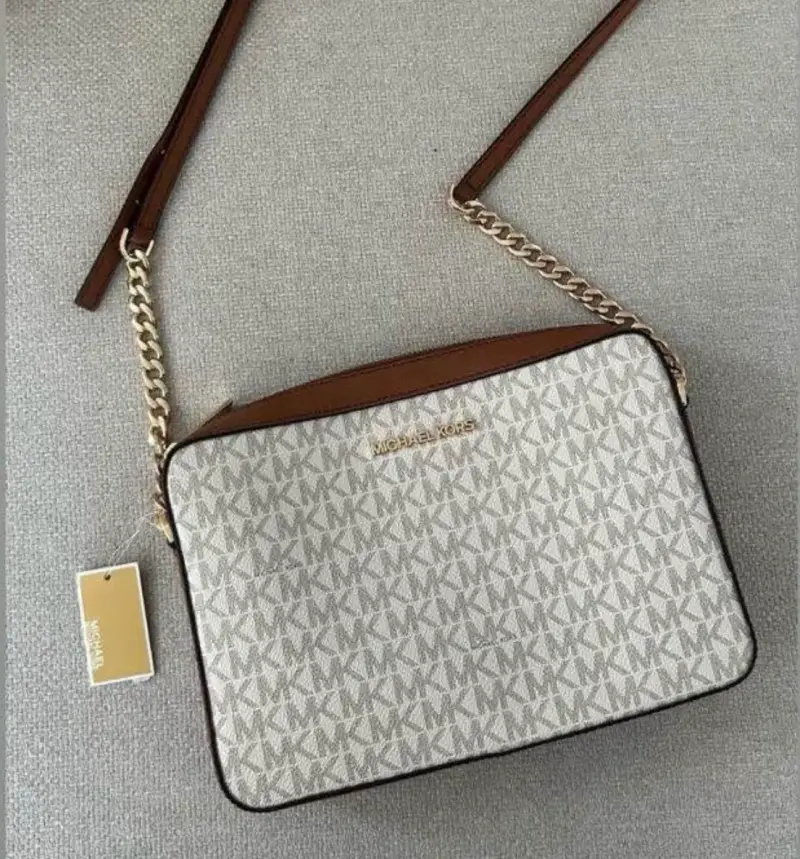 Cartera Michael Kors beige y marrón