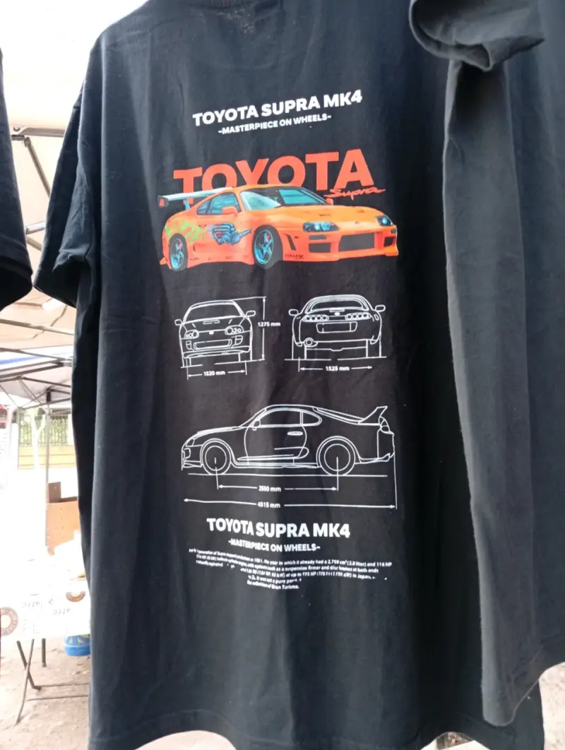 Polera negra Toyota Supra MK4