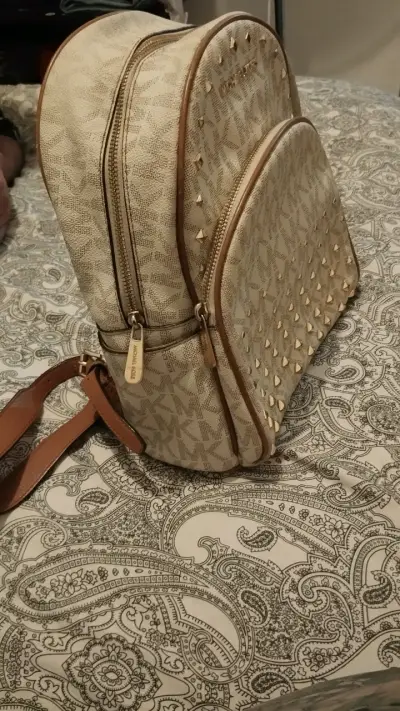 Mochila Michael Kors con tachas - miniatura 3