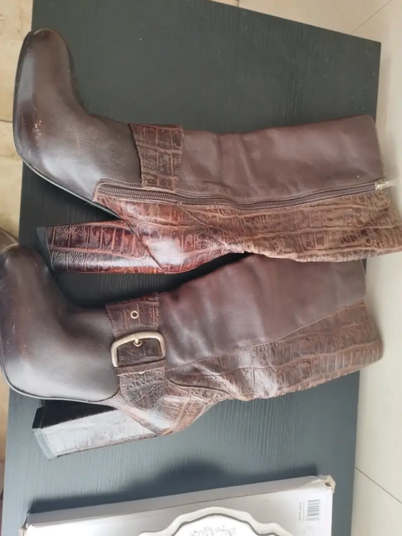 Botas de cuero marrón alto marca Dingo - 1