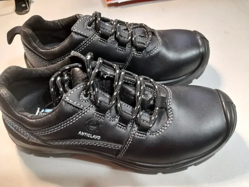 Zapatos de seguridad negros