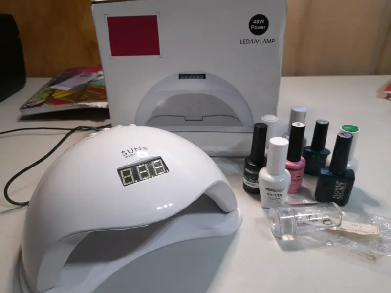 Lámpara UV/LED 48W con esmaltes