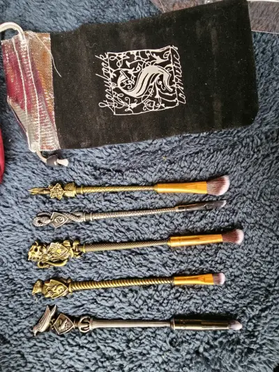 Set de brochas temáticas harry potter - miniatura 1