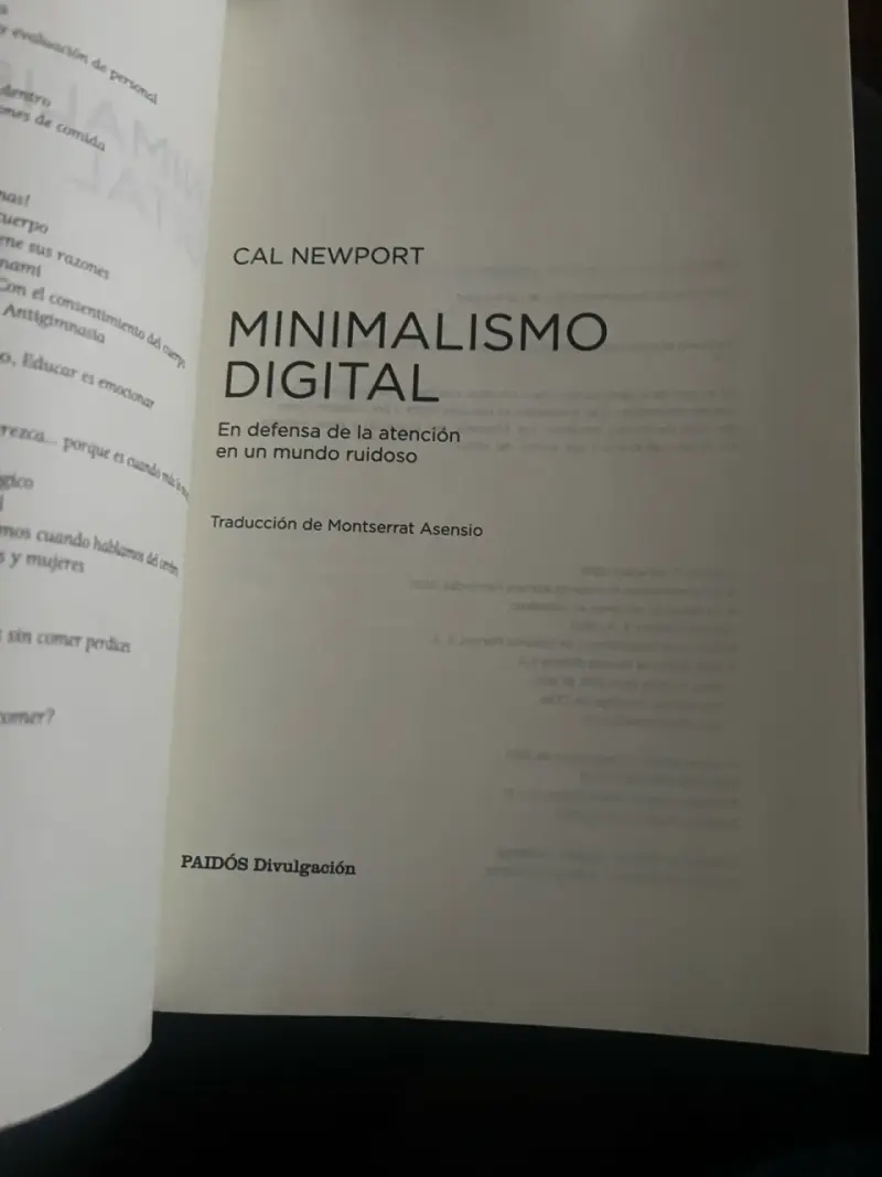 Libro Minimalismo Digital Cal Newport - 2