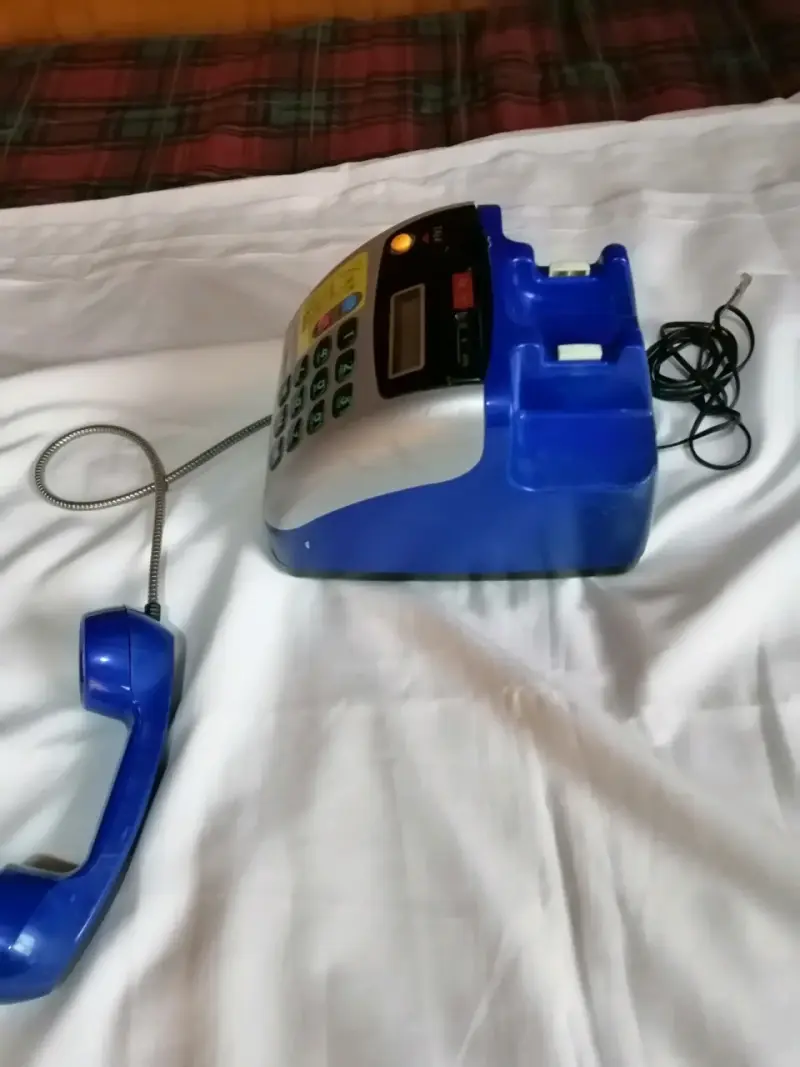 Teléfono vintage de adorno - 6