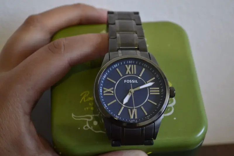 Reloj Fossil clásico - 1