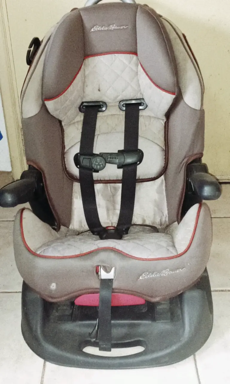 Silla de auto para bebé Eddie Bauer - 1