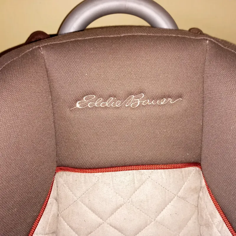 Silla de auto para bebé Eddie Bauer - 8