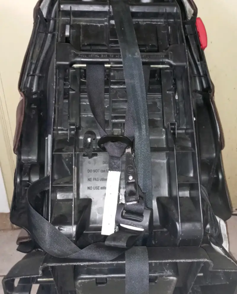Silla de auto para bebé Eddie Bauer - 10