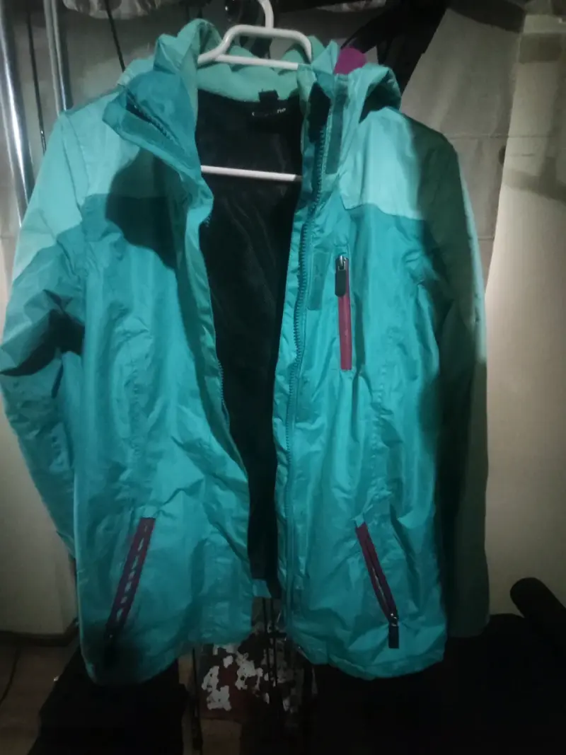 Chaqueta impermeable turquesa - 1