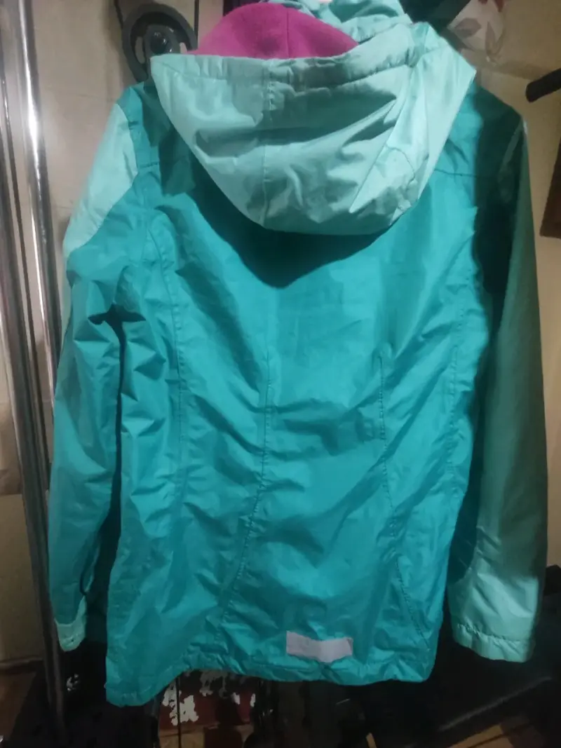 Chaqueta impermeable turquesa - 4