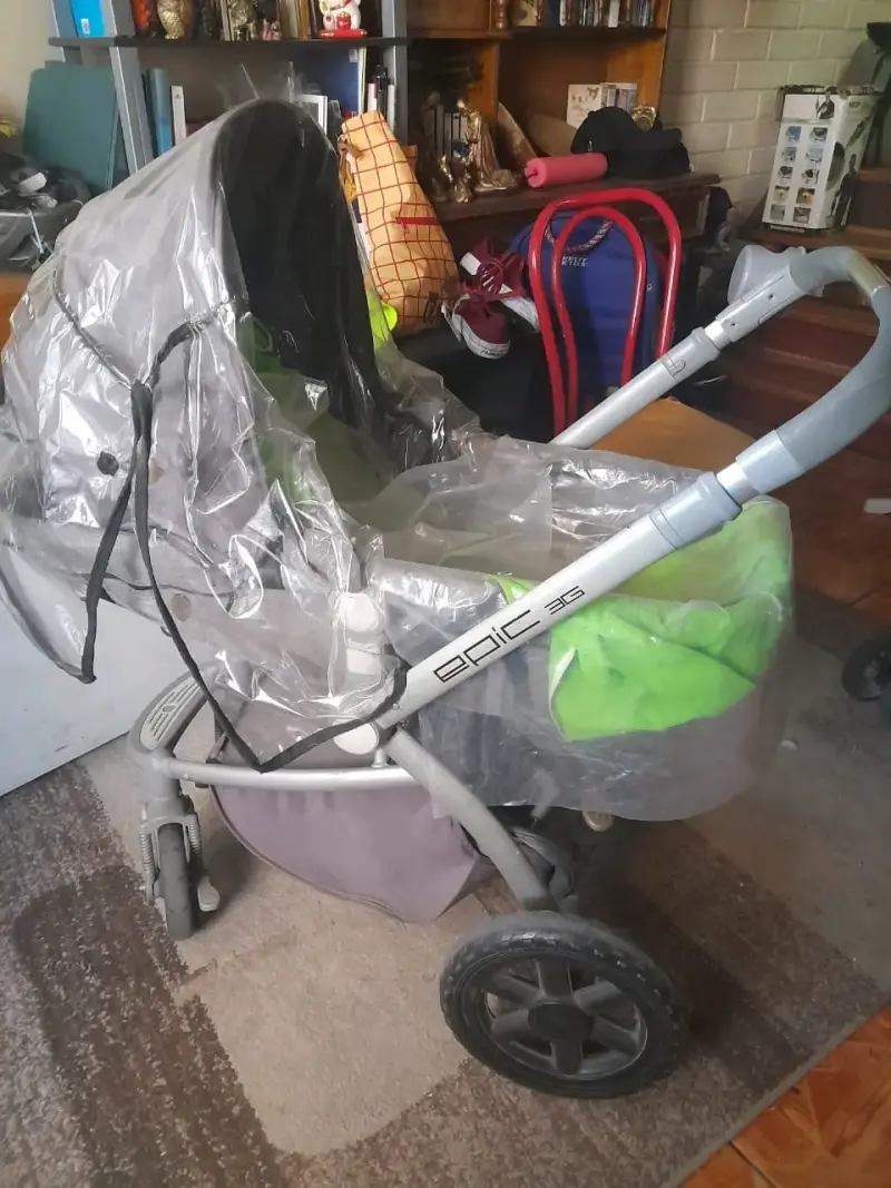 Coche de bebé Epic 3G gris - 4
