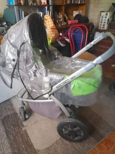 Coche de bebé Epic 3G gris - miniatura 4