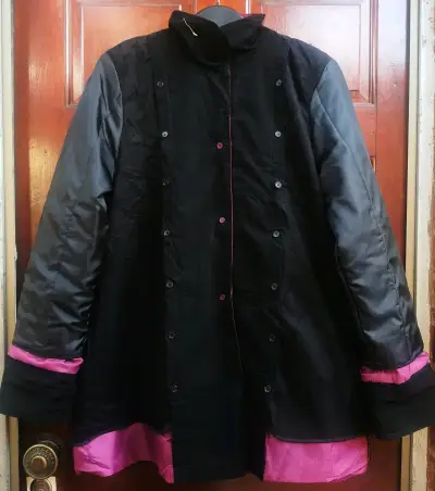 Abrigo reversible negro y morado - miniatura 4