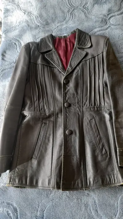 Chaqueta cuero negro para mujer - miniatura 1