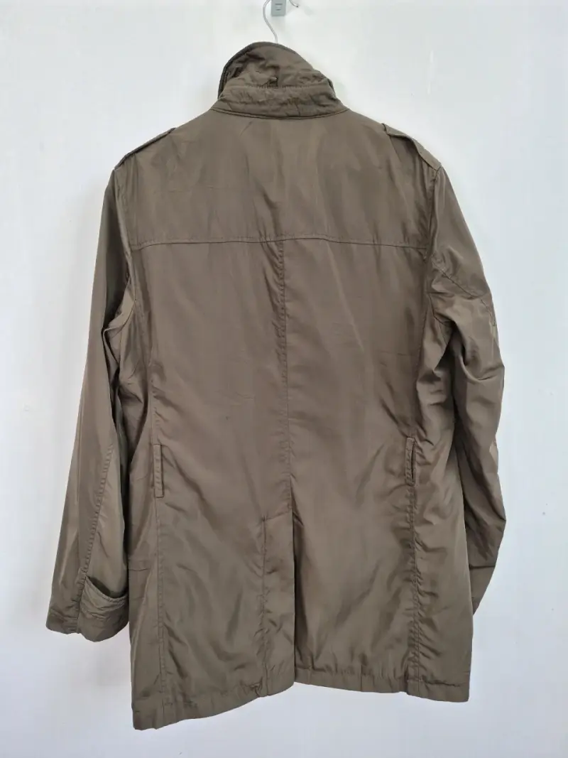 Chaqueta impermeable marrón - 2