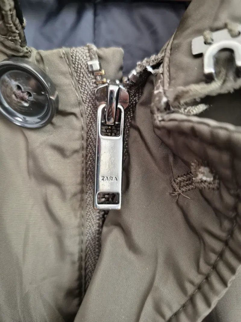 Chaqueta impermeable marrón - 3