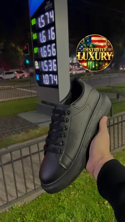 Zapatillas negras casuales - miniatura 1