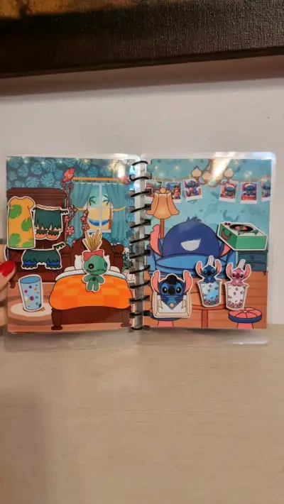 Mini libro interactivo Lilo & Stitch - miniatura 3