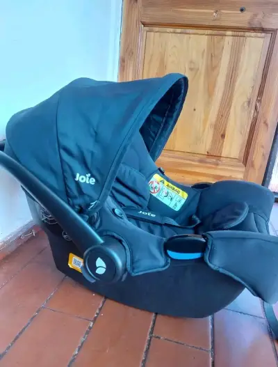 Silla de auto Joie negra - miniatura 1