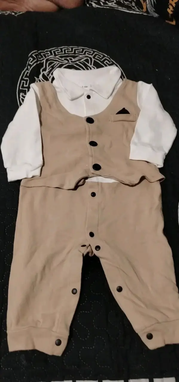 Traje beige para bebé 3-6 meses - 1