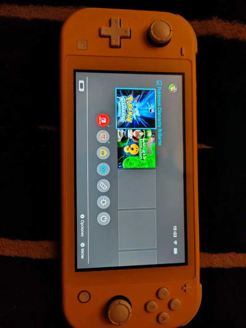 Consola Nintendo Switch Lite amarilla - 2