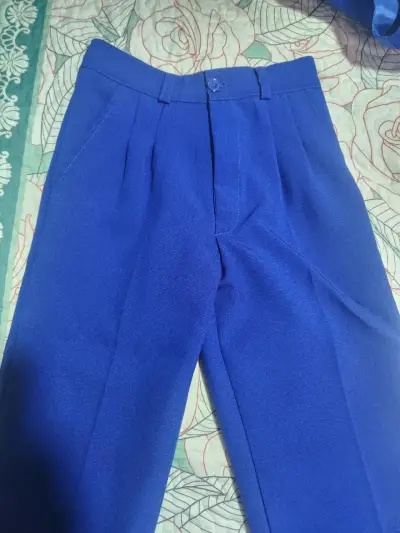 Traje azul eléctrico - miniatura 3