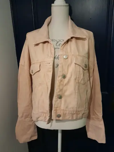 Chaqueta rosa de mujer - miniatura 1