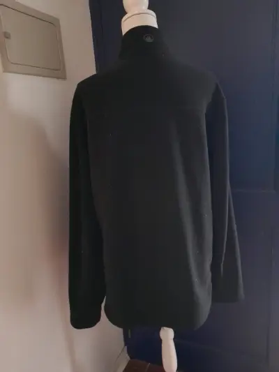 Chaqueta negra de polar - miniatura 2