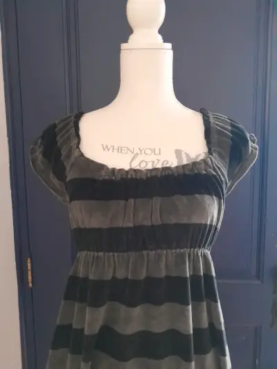 Vestido rayado negro y gris - miniatura 2