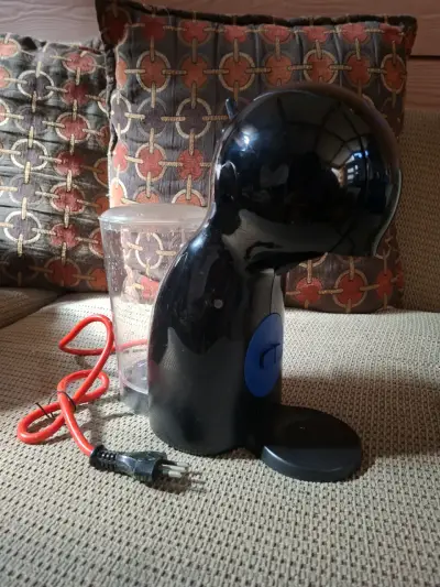 Cafetera nescafe dulce gusto - miniatura 2