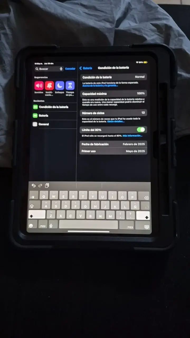 iPad Air M3 156 GB - 3
