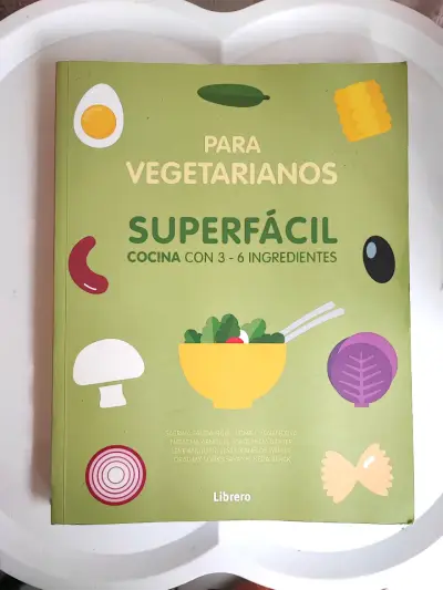 Libro 'Superfácil' para vegetarianos - miniatura 1