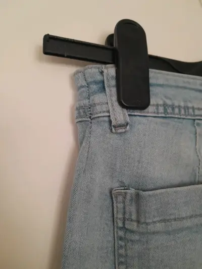 Jeans anchos azul claro - miniatura 4