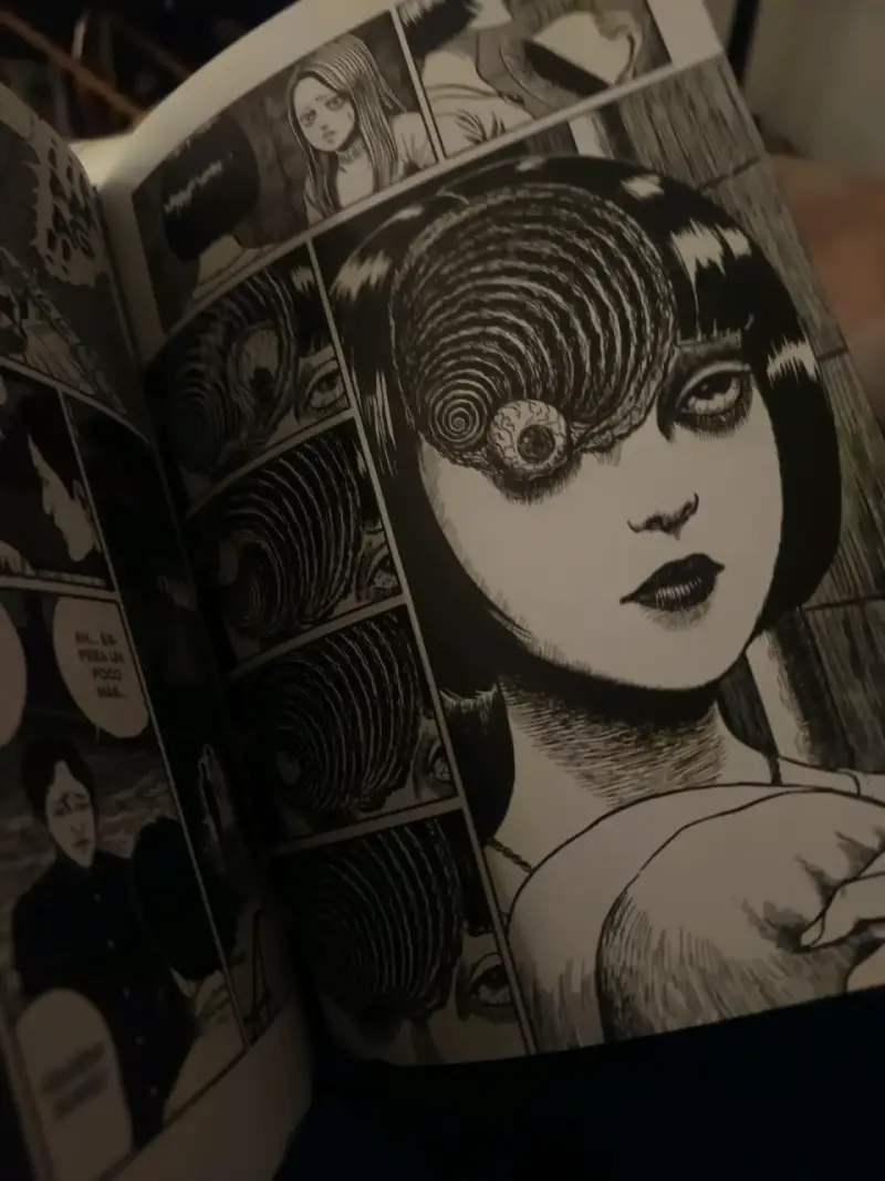 Manga Uzumaki Espiral Planeta Cómic - 2