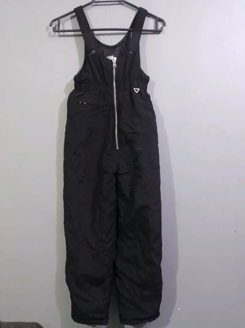 Overol de nieve negro