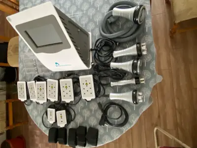 Máquina Ultraestética,CAVITACION Y RADIOFRECUENCIA - miniatura 5